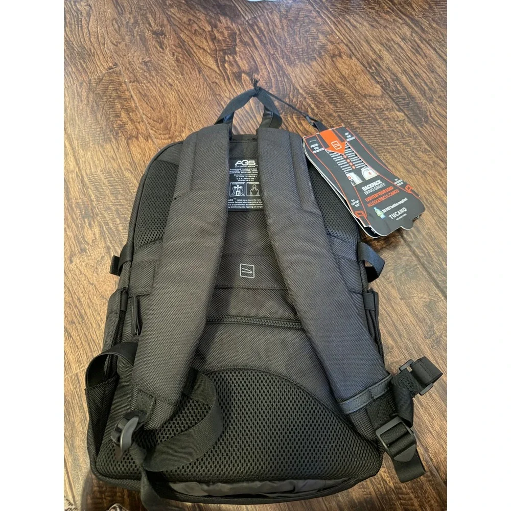 Tucano Bravo Gravity Backpack Black AGS System Laptop 17